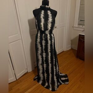 Ark & Co. High-Neck Halter Evening Gown Black/White Abstract – Size M